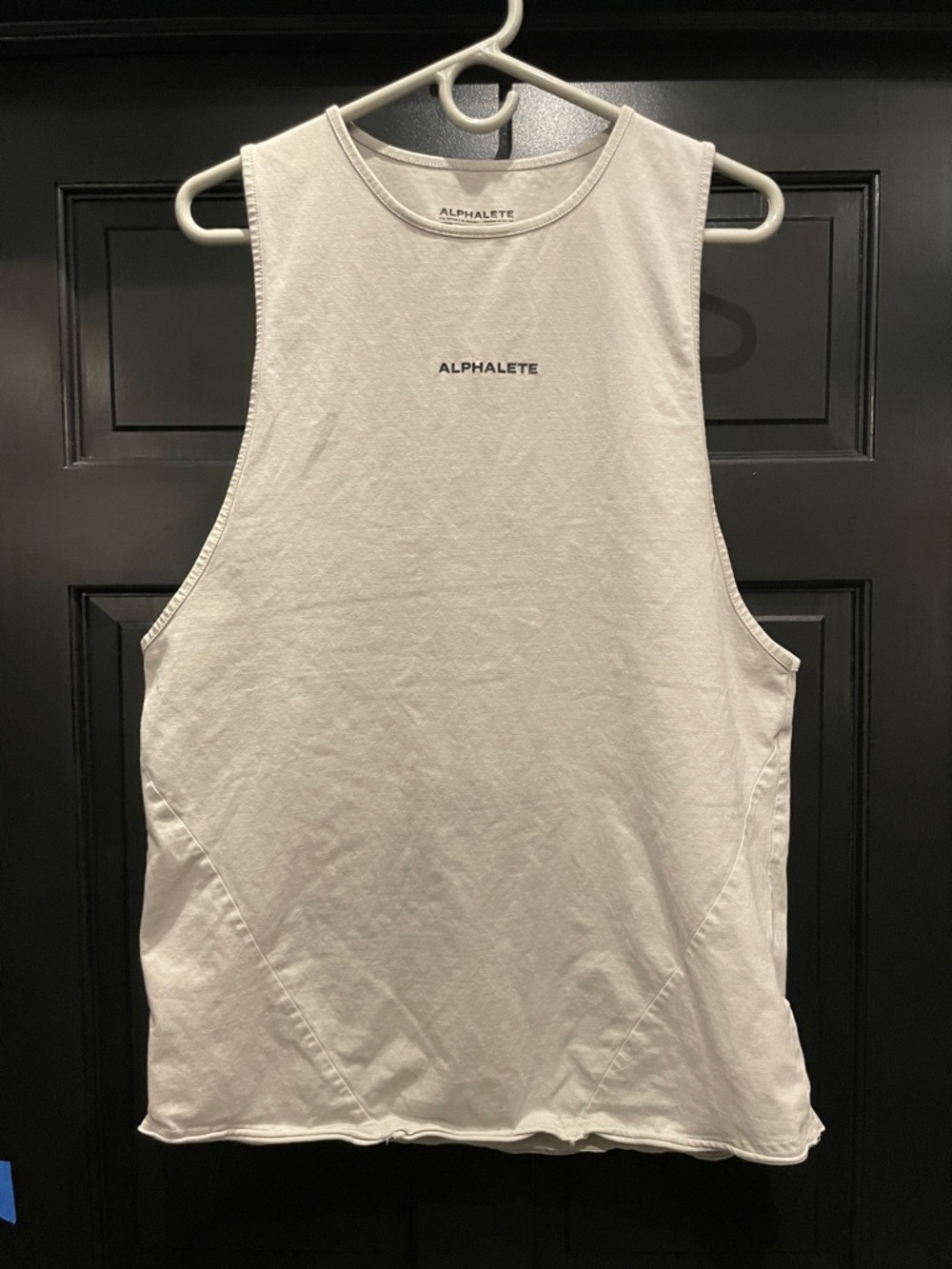 Alphalete Men’s Light Gray Athletic Muscle Tank